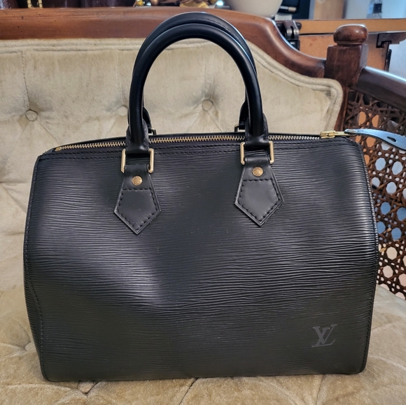 Louis Vuitton Handbags - Authentic Louis Vuitton Speedy Epi 30
